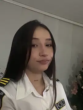 Snapshot of Angeeel_ chatting on January 11, 2025, 2:09 am Angeeel online show from January 11, 2025, 2:09 am