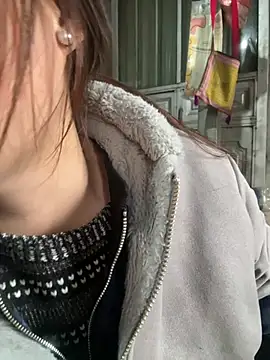 Hellen 111 online show from February 18, 2025, 6:15 am