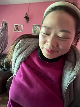 Hellen 111 online show from March 3, 2025, 7:10 am