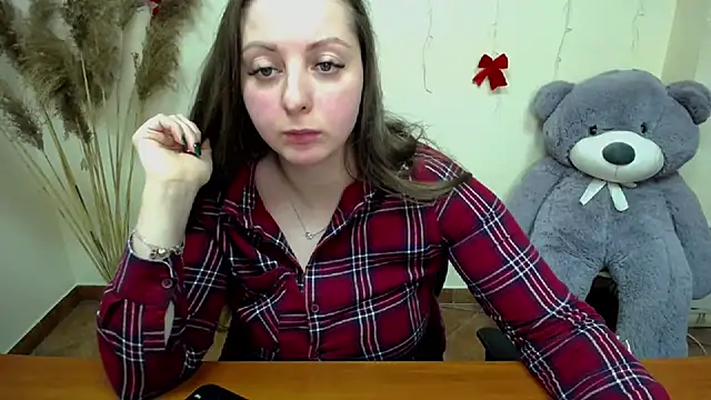  Annabelle Lee online show from December 30, 2024, 10:43 am