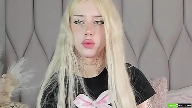 Snapshot of Joy_Barker chatting on September 19, 2025, 1:56 pm Joy Barker online show from September 19, 2025, 1:56 pm