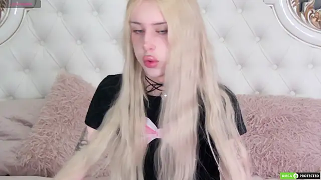 Snapshot of Joy_Barker chatting on September 21, 2025, 3:30 am Joy Barker online show from September 21, 2025, 3:30 am