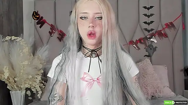 Snapshot of Joy_Barker chatting on October 14, 2025, 1:45 pm Joy Barker online show from October 14, 2025, 1:45 pm