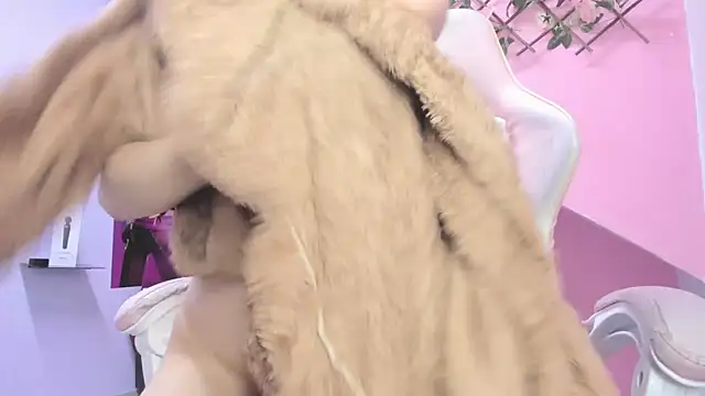 Snapshot of meribeth303av chatting on December 28, 2024, 1:50 am meribeth303av online show from December 28, 2024, 1:50 am