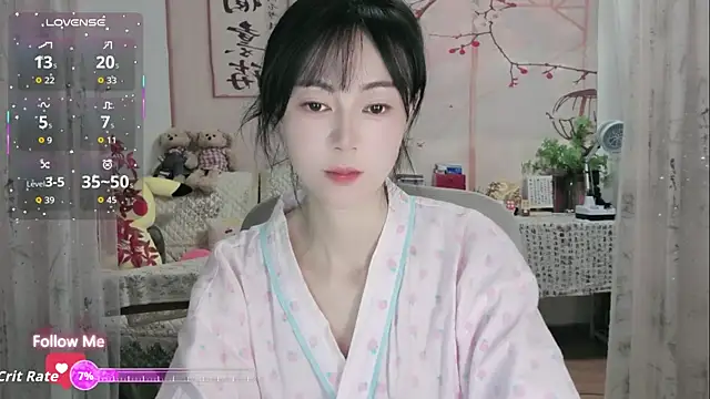 Lisa-s online show from October 20, 2025, 2:56 am