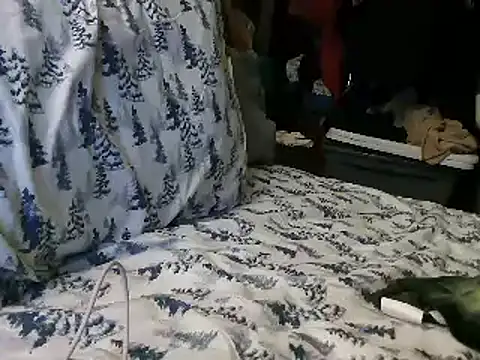 WHITEDAROSE online show from January 13, 2025, 4:50 am