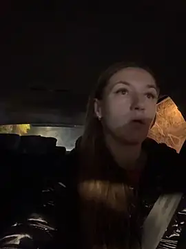 Snapshot of KateRedgar chatting on November 10, 2025, 4:17 pm KateRedgar online show from November 10, 2025, 4:17 pm