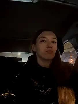 Snapshot of KateRedgar chatting on November 11, 2025, 3:23 pm KateRedgar online show from November 11, 2025, 3:23 pm