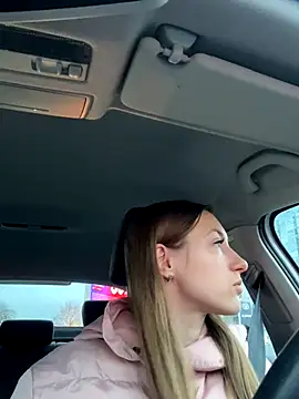 Snapshot of KateRedgar chatting on November 13, 2025, 6:56 am KateRedgar online show from November 13, 2025, 6:56 am