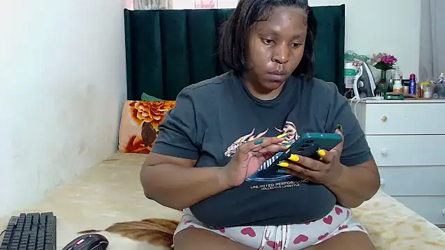 GaggingQueenxx online show from November 30, 2025, 9:24 am