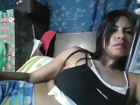 Alanagracia online show from January 28, 2025, 5:14 pm