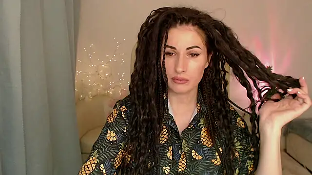 Snapshot of MaryMalory11 chatting on February 25, 2025, 4:31 pm MaryMalory11 online show from February 25, 2025, 4:31 pm