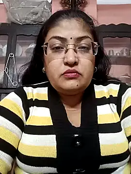 Snapshot of LAVERNIYA_ chatting on December 23, 2024, 1:13 pm LAVERNIYA  online show from December 23, 2024, 1:13 pm