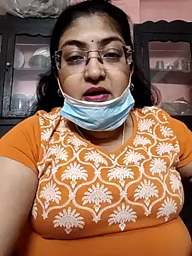 Snapshot of LAVERNIYA_ chatting on January 24, 2025, 12:10 pm LAVERNIYA  online show from January 24, 2025, 12:10 pm