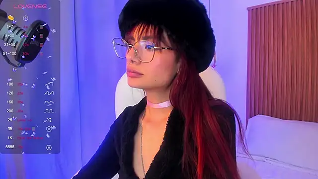 Snapshot of sophiecherry_ chatting on September 24, 2025, 1:53 am sophiecherry online show from September 24, 2025, 1:53 am