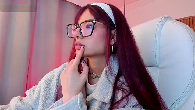 Snapshot of sophiecherry_ chatting on November 24, 2025, 10:20 pm sophiecherry online show from November 24, 2025, 10:20 pm