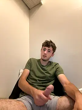 Snapshot of TheBestbrando88 chatting on September 20, 2025, 3:18 am TheBestbrando88 online show from September 20, 2025, 3:18 am