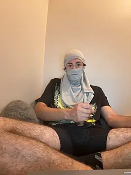 Snapshot of TheBestbrando88 chatting on November 3, 2025, 4:47 am TheBestbrando88 online show from November 3, 2025, 4:47 am