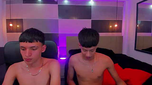 Snapshot of Juan_Nd_Steven chatting on December 3, 2024, 7:54 am Juan Nd Steven online show from December 3, 2024, 7:54 am