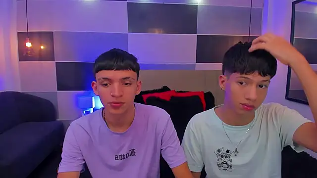 Snapshot of Juan_Nd_Steven chatting on December 5, 2024, 4:31 am Juan Nd Steven online show from December 5, 2024, 4:31 am