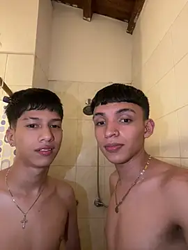 Snapshot of Juan_Nd_Steven chatting on December 18, 2024, 7:36 am Juan Nd Steven online show from December 18, 2024, 7:36 am