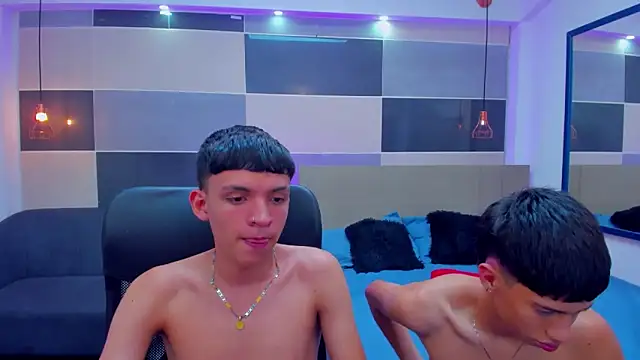 Snapshot of Juan_Nd_Steven chatting on December 20, 2024, 7:33 am Juan Nd Steven online show from December 20, 2024, 7:33 am