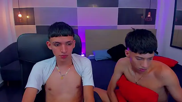 Snapshot of Juan_Nd_Steven chatting on December 28, 2024, 7:22 am Juan Nd Steven online show from December 28, 2024, 7:22 am