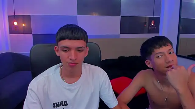 Snapshot of Juan_Nd_Steven chatting on January 16, 2025, 7:07 am Juan Nd Steven online show from January 16, 2025, 7:07 am