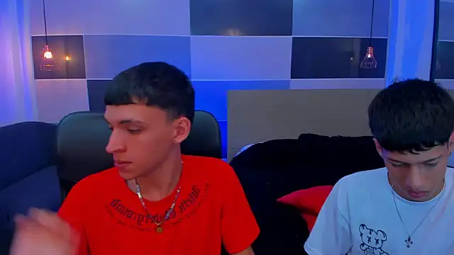 Snapshot of Juan_Nd_Steven chatting on January 17, 2025, 7:41 am Juan Nd Steven online show from January 17, 2025, 7:41 am