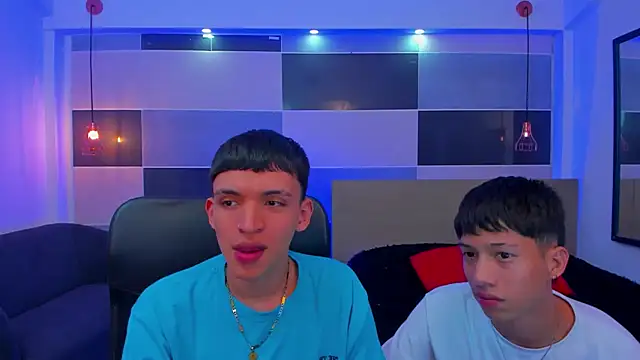 Snapshot of Juan_Nd_Steven chatting on January 18, 2025, 4:15 am Juan Nd Steven online show from January 18, 2025, 4:15 am