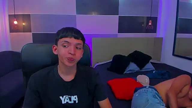 Snapshot of Juan_Nd_Steven chatting on January 30, 2025, 7:29 am Juan Nd Steven online show from January 30, 2025, 7:29 am