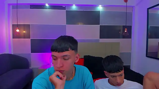 Snapshot of Juan_Nd_Steven chatting on February 7, 2025, 4:16 am Juan Nd Steven online show from February 7, 2025, 4:16 am