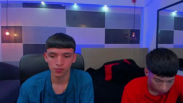 Snapshot of Juan_Nd_Steven chatting on February 15, 2025, 4:25 am Juan Nd Steven online show from February 15, 2025, 4:25 am