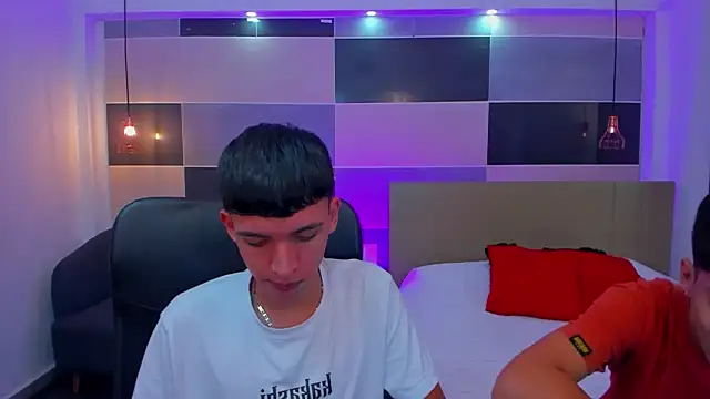 Snapshot of Juan_Nd_Steven chatting on February 21, 2025, 4:18 am Juan Nd Steven online show from February 21, 2025, 4:18 am