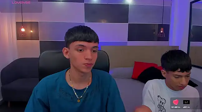 Snapshot of Juan_Nd_Steven chatting on February 23, 2025, 12:27 pm Juan Nd Steven online show from February 23, 2025, 12:27 pm