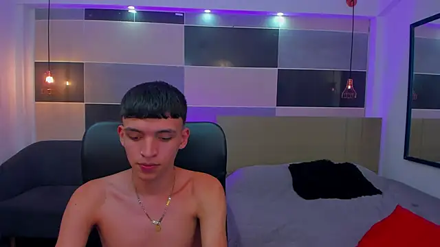 Snapshot of Juan_Nd_Steven chatting on February 28, 2025, 7:58 am Juan Nd Steven online show from February 28, 2025, 7:58 am