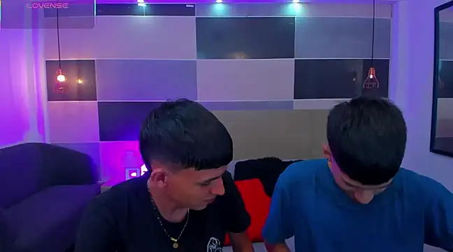 Snapshot of Juan_Nd_Steven chatting on March 1, 2025, 4:47 am Juan Nd Steven online show from March 1, 2025, 4:47 am