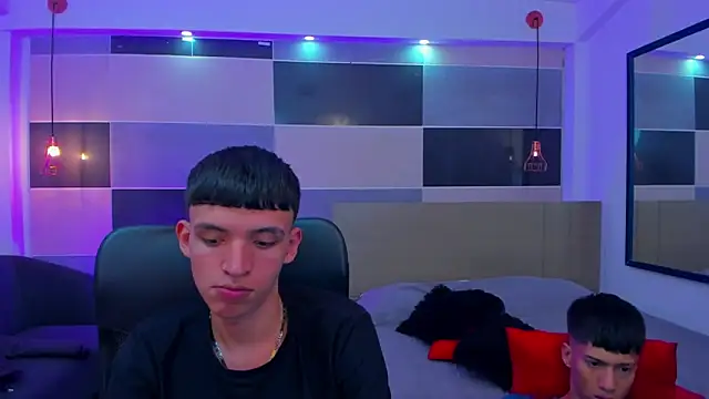 Snapshot of Juan_Nd_Steven chatting on March 1, 2025, 11:06 am Juan Nd Steven online show from March 1, 2025, 11:06 am