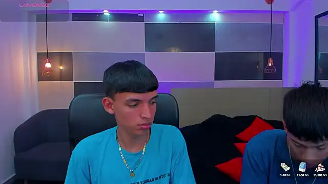 Snapshot of Juan_Nd_Steven chatting on March 14, 2025, 4:21 am Juan Nd Steven online show from March 14, 2025, 4:21 am