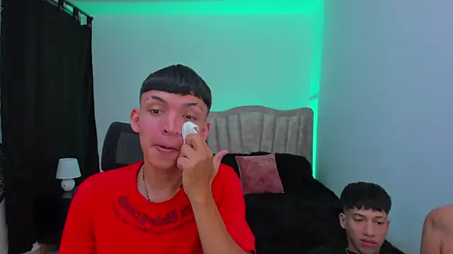 Snapshot of Juan_Nd_Steven chatting on September 17, 2025, 4:14 am Juan Nd Steven online show from September 17, 2025, 4:14 am