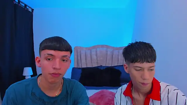 Snapshot of Juan_Nd_Steven chatting on October 10, 2025, 4:33 am Juan Nd Steven online show from October 10, 2025, 4:33 am