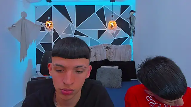 Snapshot of Juan_Nd_Steven chatting on October 31, 2025, 4:57 am Juan Nd Steven online show from October 31, 2025, 4:57 am