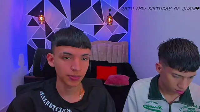 Snapshot of Juan_Nd_Steven chatting on November 22, 2025, 4:22 am Juan Nd Steven online show from November 22, 2025, 4:22 am