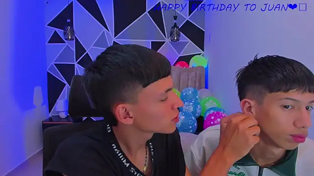 Snapshot of Juan_Nd_Steven chatting on November 27, 2025, 12:24 am Juan Nd Steven online show from November 27, 2025, 12:24 am