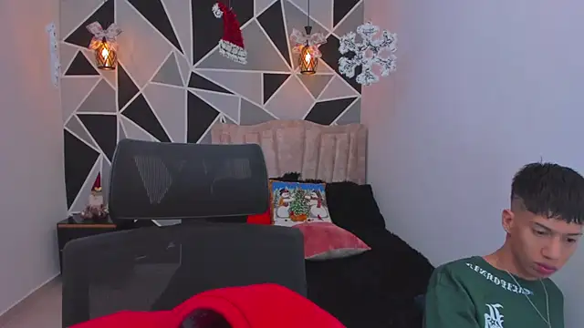 Snapshot of Juan_Nd_Steven chatting on December 14, 2025, 11:59 am Juan Nd Steven online show from December 14, 2025, 11:59 am