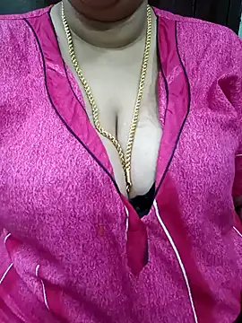 Snapshot of ashikaa_r chatting on January 26, 2025, 10:35 pm ashikaa r online show from January 26, 2025, 10:35 pm