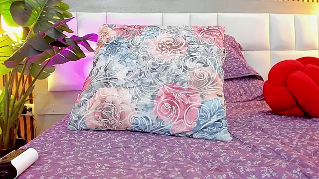 miah connor online show from January 23, 2025, 12:04 am