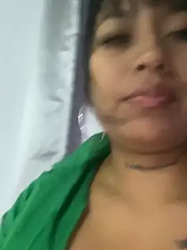 Snapshot of luisa16xxx chatting on February 13, 2025, 9:38 pm luisa16xxx online show from February 13, 2025, 9:38 pm