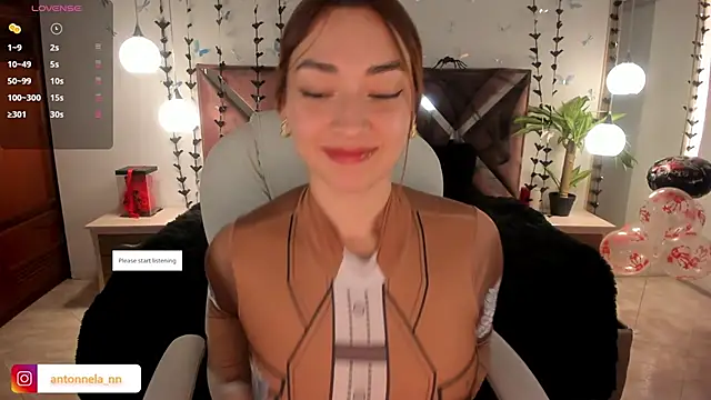  Antonnela  online show from October 21, 2025, 2:29 pm