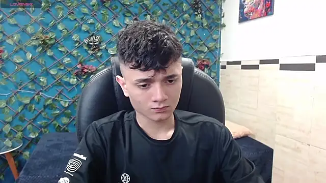 Waturox online show from January 21, 2025, 7:28 pm